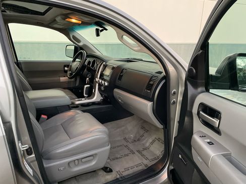 Used 2008 Toyota Sequoia Limited image 20