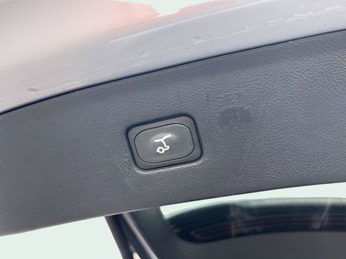 Used 2022 Ford Edge ST w/ Equipment Group 401A image 16