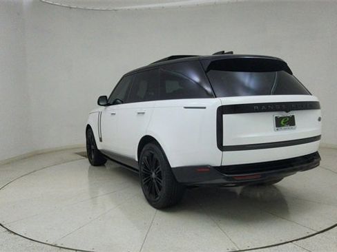 Used 2023 Land Rover Range Rover SE image 70