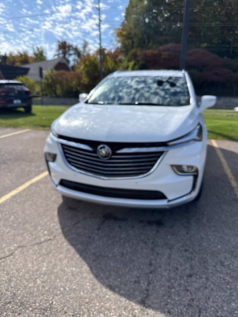 Used 2022 Buick Enclave Essence w/ Trailering Package, 5000 lbs. AWD/4WD image 2