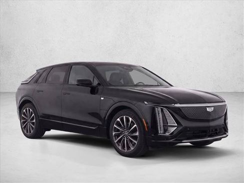 Used 2024 Cadillac Lyriq Sport RWD image 3