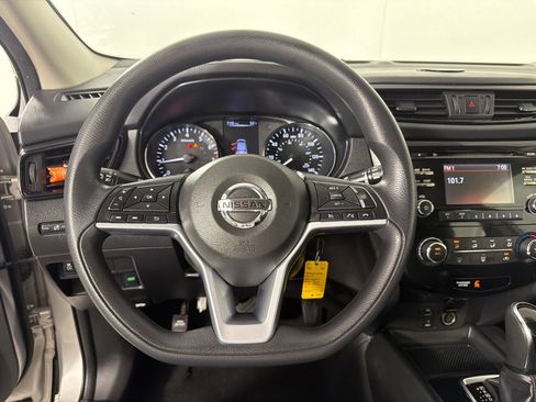 Used 2017 Nissan Rogue Sport S w/ S Appearance Package FWD image 14