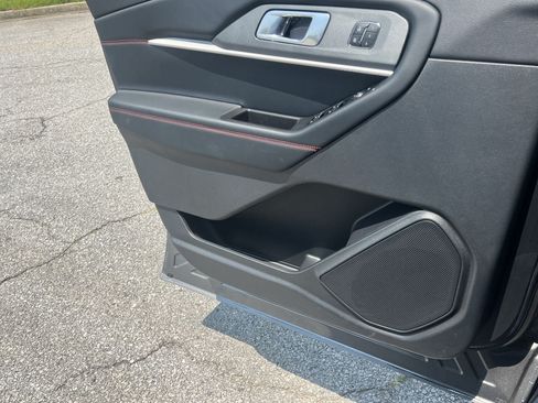 New 2026 Ford Explorer ST-Line w/ Premium Package RWD image 13