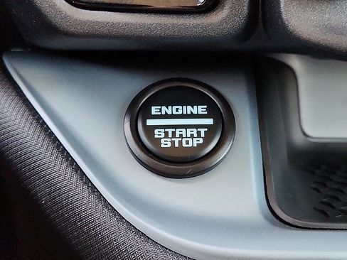 Used 2023 Ford Bronco Sport Badlands image 9