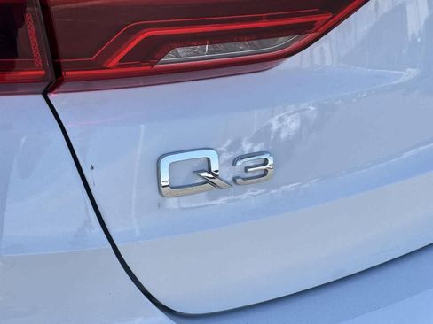 Used 2024 Audi Q3 2.0T Premium image 35