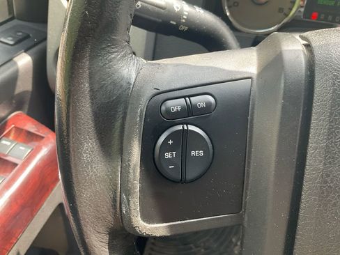 Used 2010 Ford F250 Lariat AWD/4WD image 19