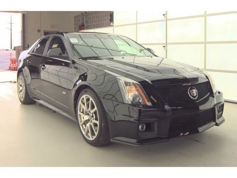 Used 2011 Cadillac CTS V image 3