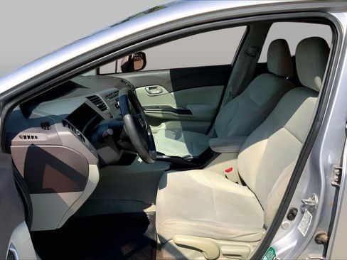 Used 2012 Honda Civic LX image 7