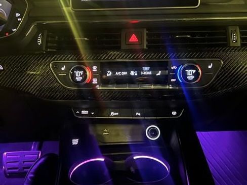 Used 2018 Audi RS 5 image 11