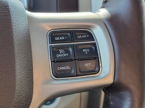 Used 2017 RAM 1500 Laramie w/ Convenience Group AWD/4WD image 19