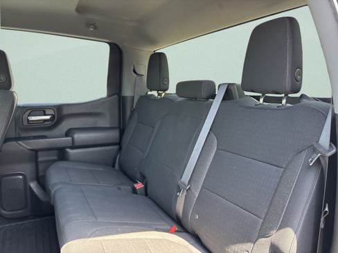 Used 2021 Chevrolet Silverado 1500 LT AWD/4WD image 16