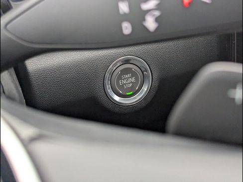 New 2026 GMC Terrain AT4 w/ Technology Package II AWD/4WD image 24