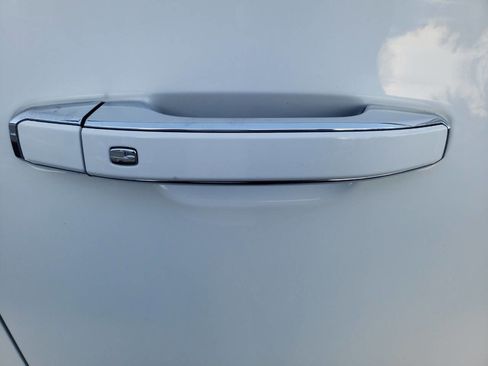 Used 2016 GMC Yukon XL Denali w/ Open Road Package image 41