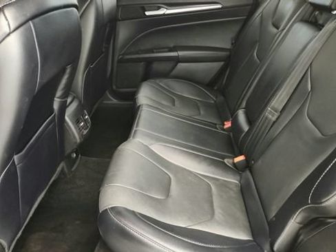 Used 2018 Ford Fusion Titanium AWD/4WD image 20