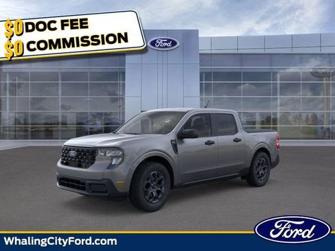 New 2025 Ford Maverick XLT FWD image 1