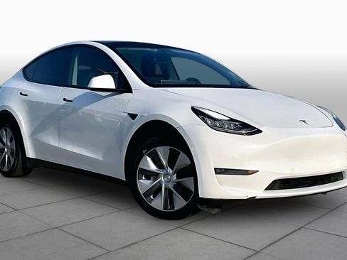 Used 2021 Tesla Model Y Long Range AWD/4WD image 2
