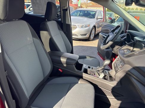 Used 2019 Ford Escape SE image 19
