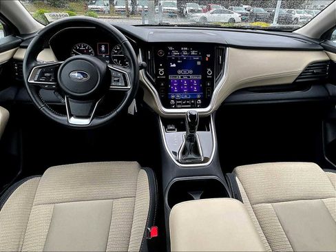 Used 2022 Subaru Outback Premium image 21