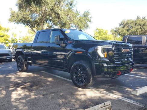 Certified 2024 GMC Sierra 2500 AT4 w/ AT4 Premium Plus Package AWD/4WD image 7