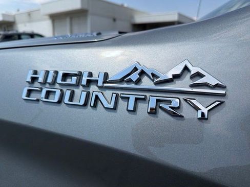 Used 2026 Chevrolet Silverado 1500 High Country AWD/4WD image 10