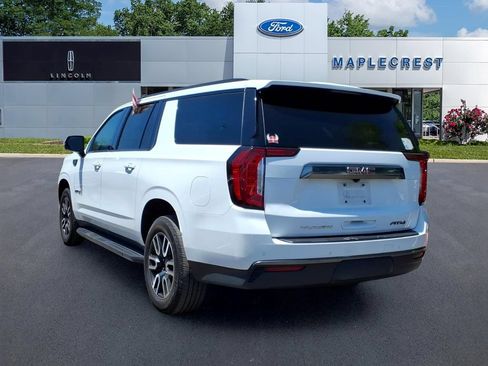 Used 2021 GMC Yukon XL AT4 w/ Technology Package AWD/4WD image 3