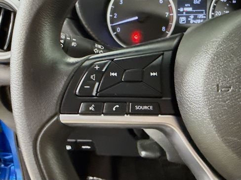 Used 2021 Nissan Versa S FWD image 14