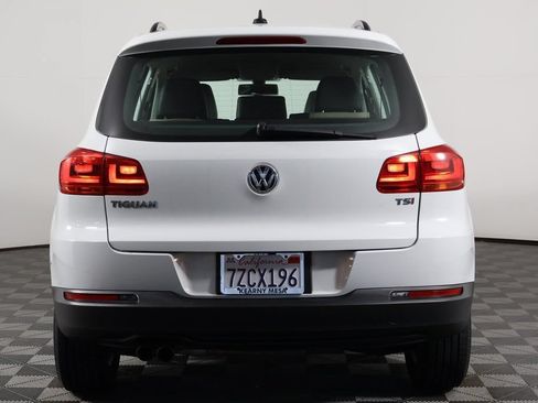 Used 2017 Volkswagen Tiguan S FWD image 5