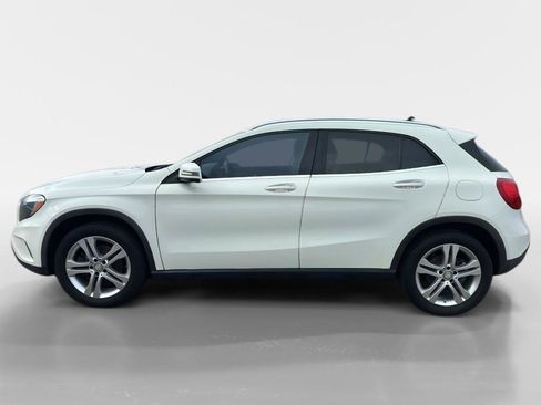 Used 2017 Mercedes-Benz GLA 250 w/ Premium Package image 2