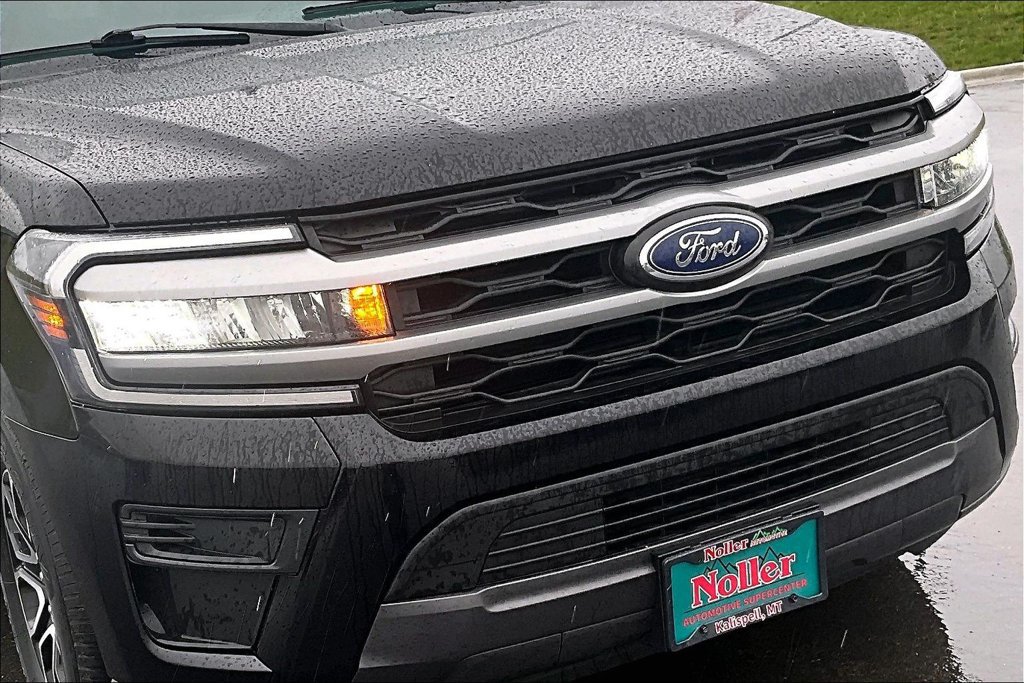 Used 2024 Ford Expedition Max XLT AWD/4WD image 28