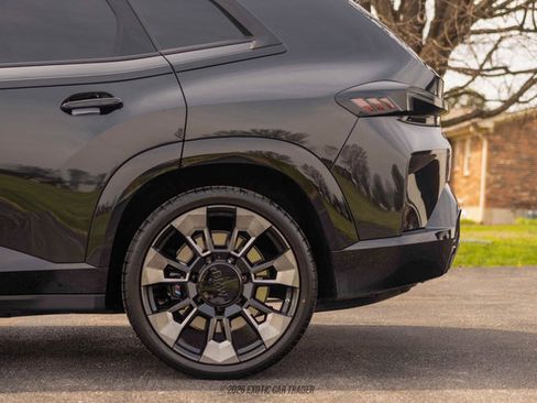 Used 2023 BMW XM image 5