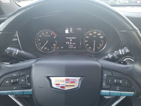 Used 2020 Cadillac XT6 Premium Luxury image 15