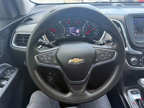 Used 2020 Chevrolet Equinox LT AWD/4WD image 12