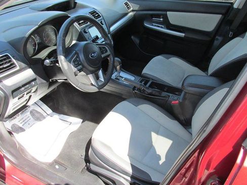 Used 2016 Subaru Crosstrek 2.0i Premium w/ Popular Package #2 AWD/4WD image 9
