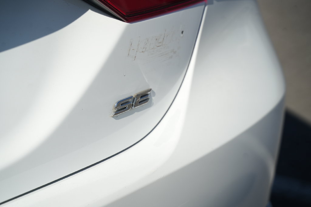 Used 2020 Toyota Camry SE FWD image 43
