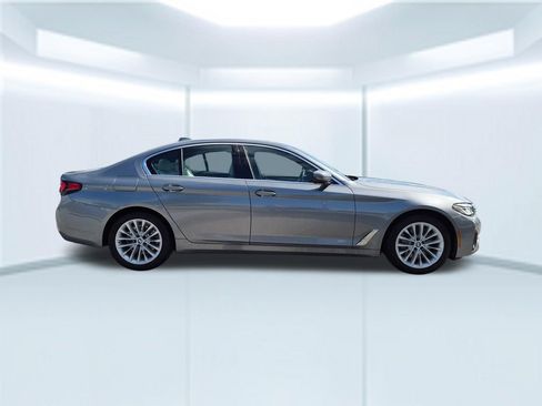 Used 2023 BMW 530i w/ Premium Package RWD image 6