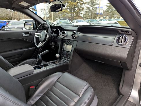Used 2008 Ford Mustang GT image 32
