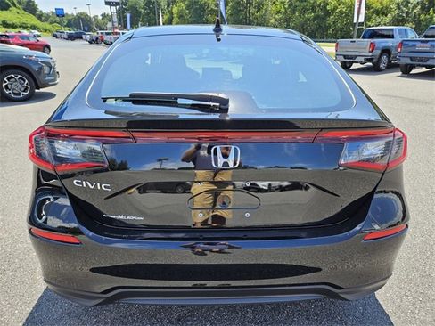 Used 2023 Honda Civic LX image 6