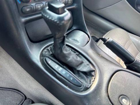 Used 1998 Chevrolet Corvette Coupe RWD image 24