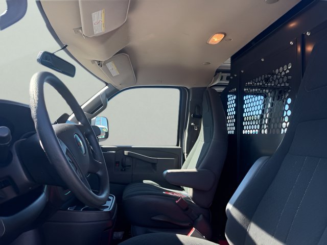 Used 2025 Chevrolet Express 2500 w/ Driver Convenience Package RWD image 10