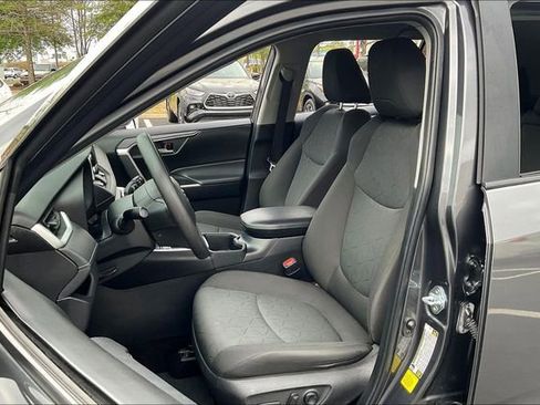Used 2024 Toyota RAV4 XLE image 25