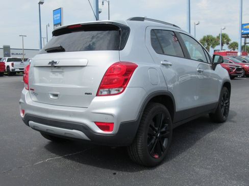 Certified 2018 Chevrolet Trax LT w/ Sun & Sound Package AWD/4WD image 5