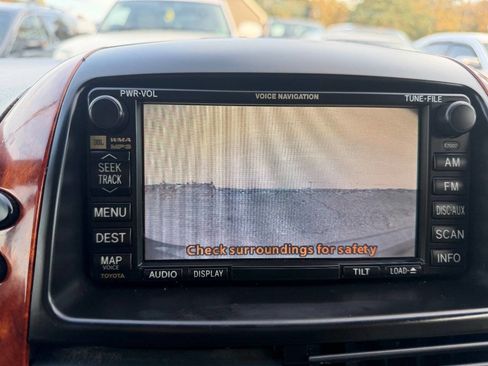 Used 2006 Toyota Sienna XLE Limited image 10