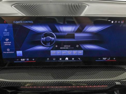 Used 2025 BMW M3 w/ Executive Package RWD image 24