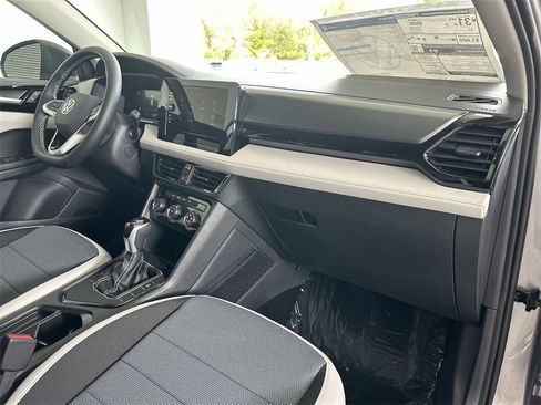 New 2026 Volkswagen Taos S image 35