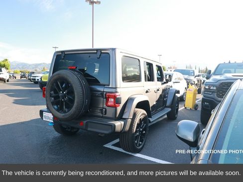 Used 2022 Jeep Wrangler Unlimited Sahara w/ Cold Weather Group image 5
