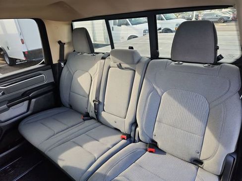 Used 2019 RAM 1500 Big Horn image 28