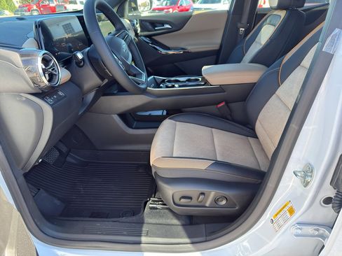 New 2026 Chevrolet Equinox ACTIV w/ Convenience Package III image 8