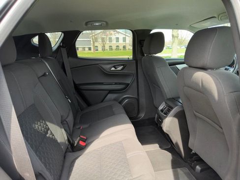 Used 2019 Chevrolet Blazer LT FWD image 33