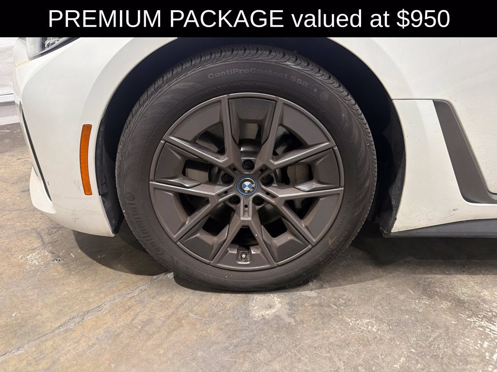 Used 2023 BMW i4 eDrive40 w/ Premium Package RWD image 2