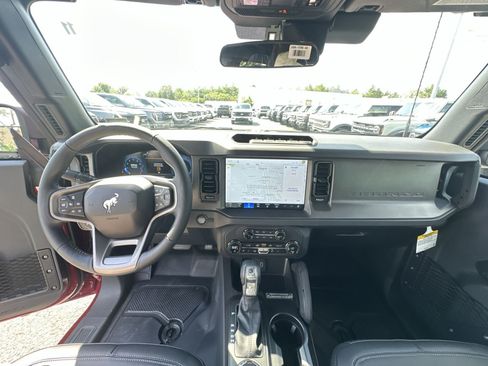 New 2026 Ford Bronco Badlands AWD/4WD image 31